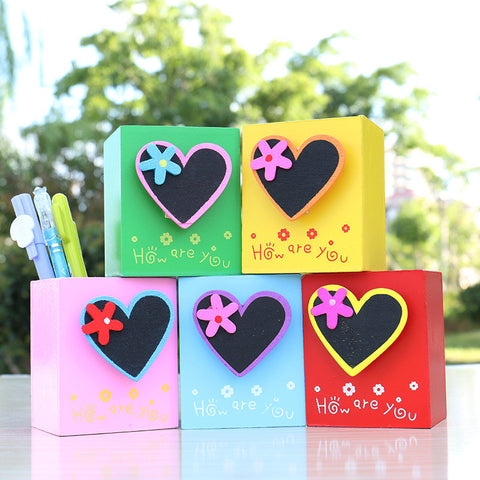 Heart-Shaped Flower Pen Holder